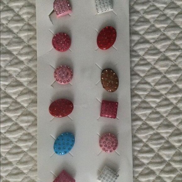 NWT shoe gibbets, charms w rhinestones - Picture 7 of 10